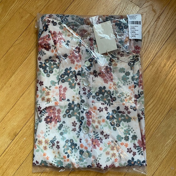 NWT - Tularosa Waverly Jumpsuit in Ivory Floral - Picture 6 of 6